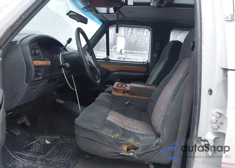 1992 Ford F350 from USA, damaged, VIN 2FTJW35M0NCA98740